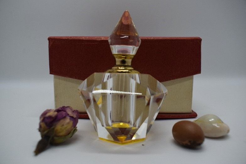 Parfum Oud confortable