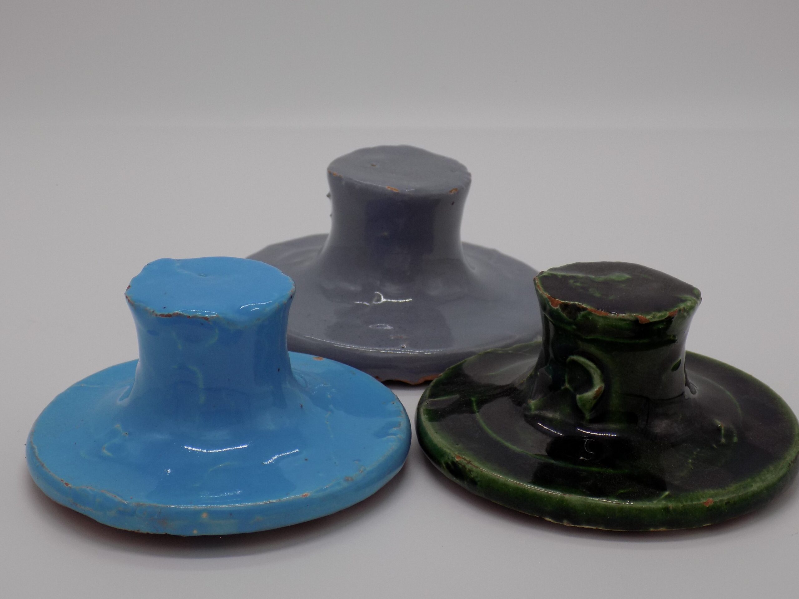 Pierre de gommage pieds en terre cuite